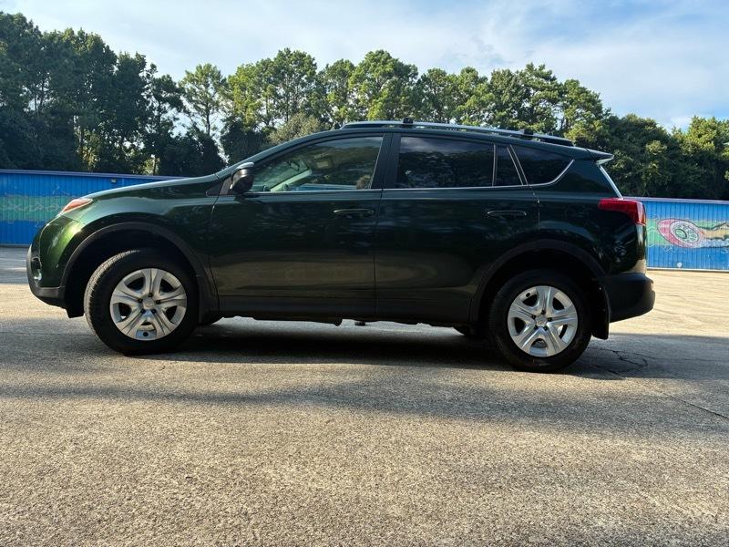 Toyota RAV4 LE FWD 2013