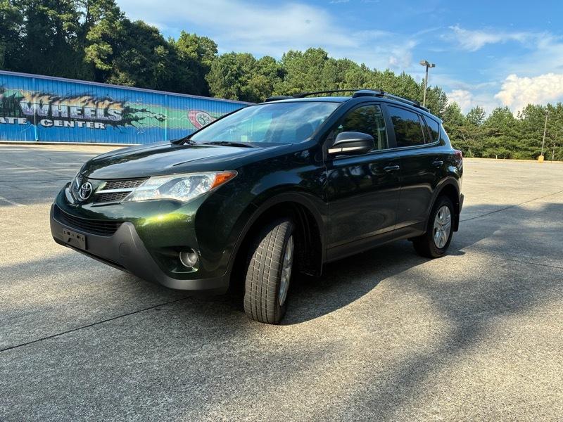 Toyota RAV4 LE FWD 2013