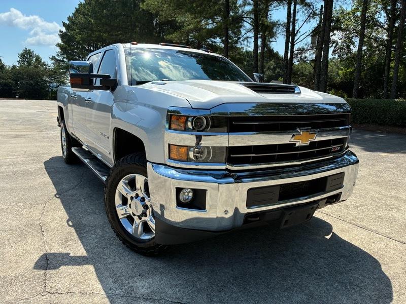 Chevrolet Silverado 2500HD LTZ Crew Cab Long Box 4WD 2018