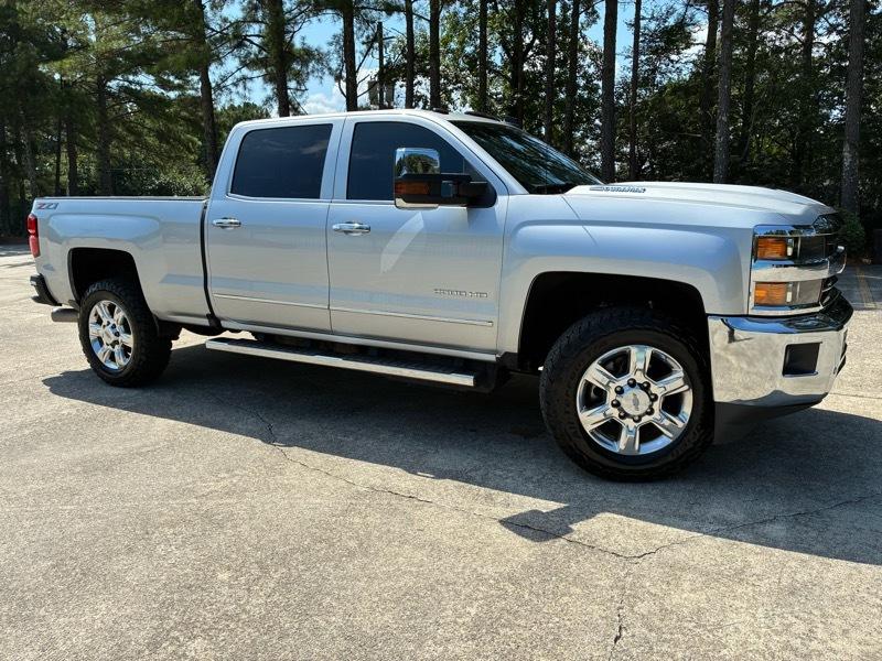 Chevrolet Silverado 2500HD LTZ Crew Cab Long Box 4WD 2018