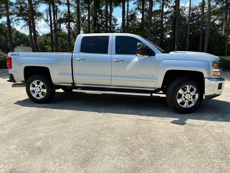 Chevrolet Silverado 2500HD LTZ Crew Cab Long Box 4WD 2018