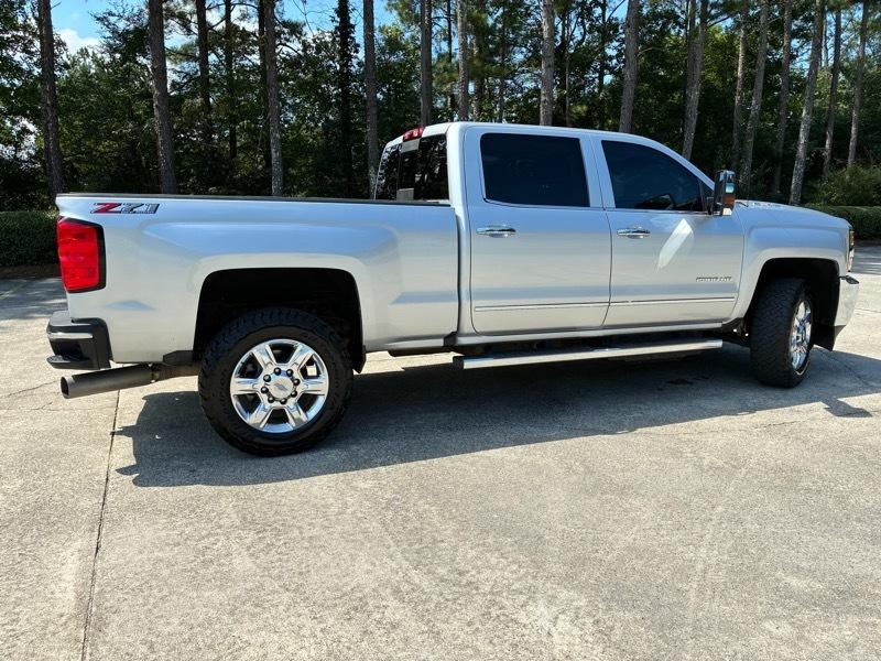 Chevrolet Silverado 2500HD LTZ Crew Cab Long Box 4WD 2018