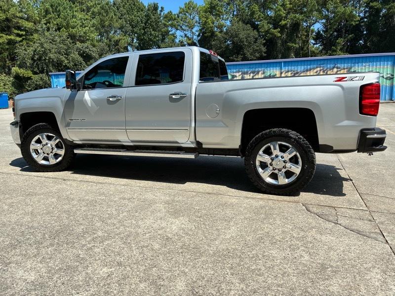 Chevrolet Silverado 2500HD LTZ Crew Cab Long Box 4WD 2018