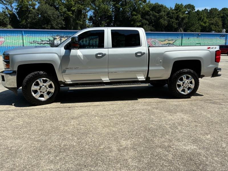 Chevrolet Silverado 2500HD LTZ Crew Cab Long Box 4WD 2018