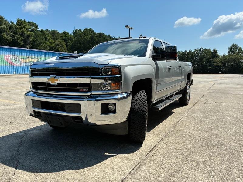 Chevrolet Silverado 2500HD LTZ Crew Cab Long Box 4WD 2018