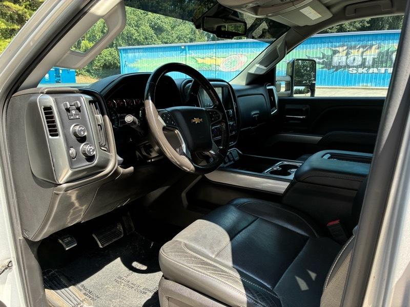 Chevrolet Silverado 2500HD LTZ Crew Cab Long Box 4WD 2018