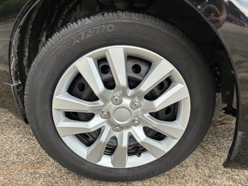 Nissan Sentra S 6MT 2017