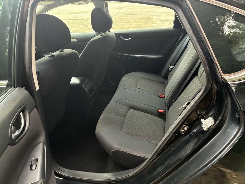 Nissan Sentra S 6MT 2017