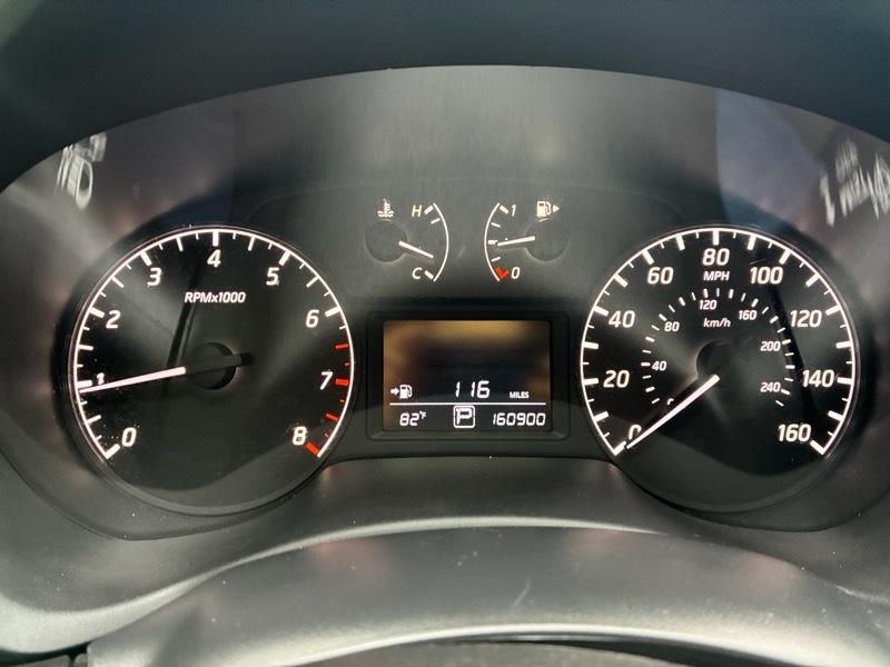 Nissan Sentra S 6MT 2017