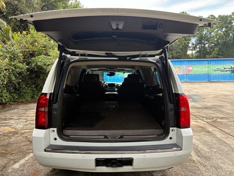 Chevrolet Suburban Premier 4WD 2017