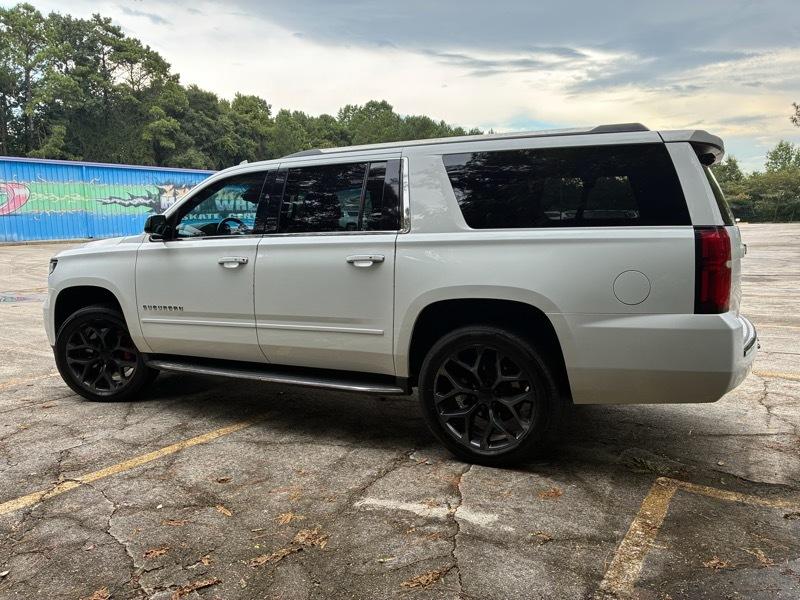Chevrolet Suburban Premier 4WD 2017