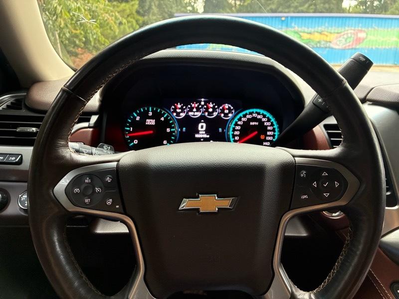 Chevrolet Suburban Premier 4WD 2017