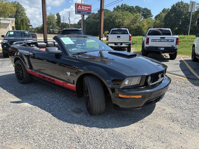 Ford Mustang GT convertible 2009