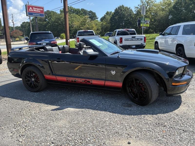 Ford Mustang GT convertible 2009