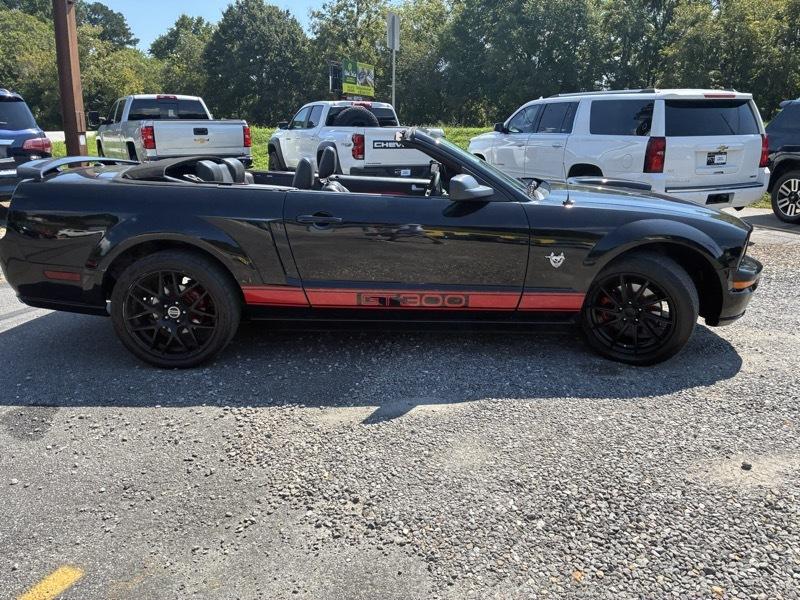 Ford Mustang GT convertible 2009
