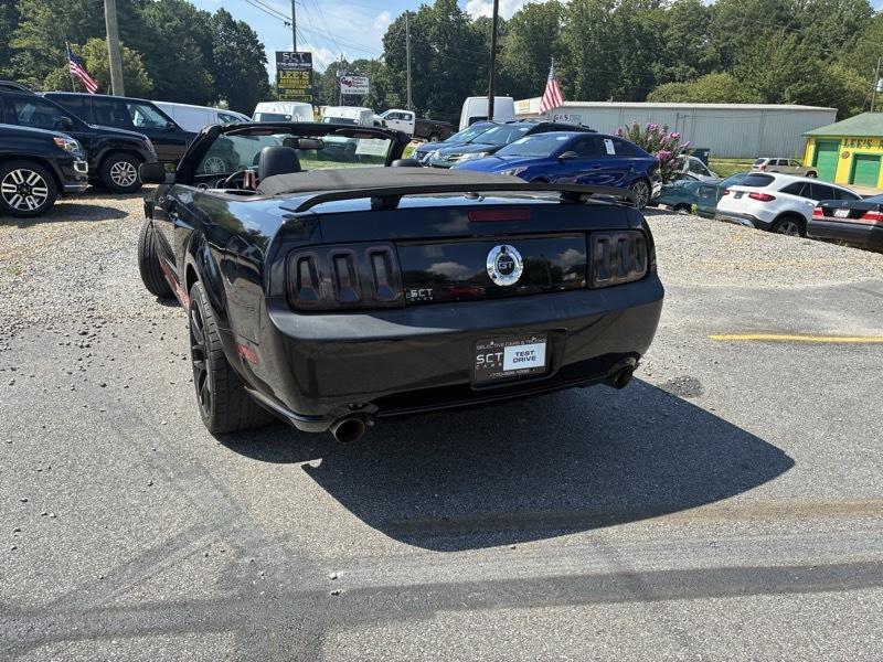 Ford Mustang GT convertible 2009