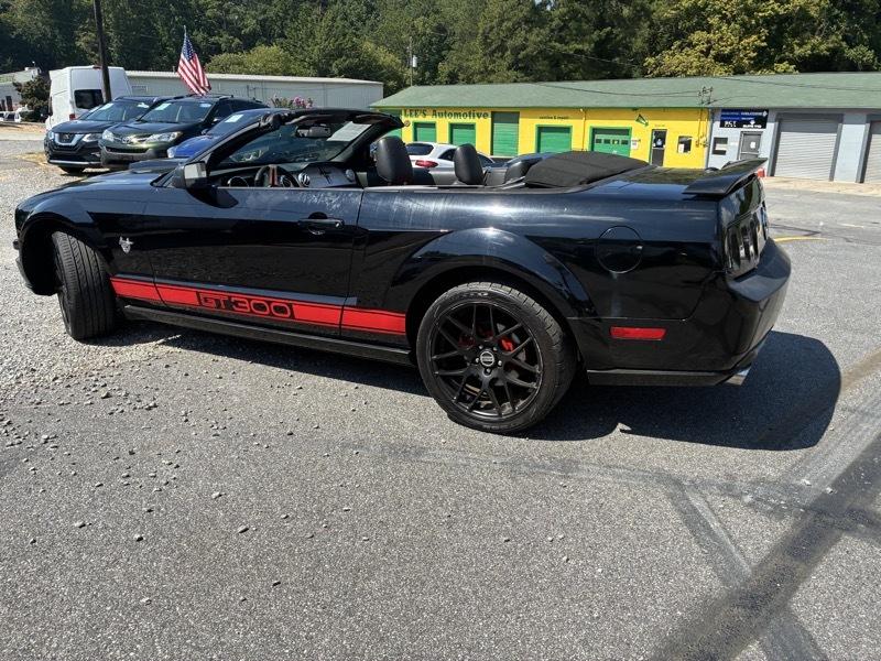 Ford Mustang GT convertible 2009