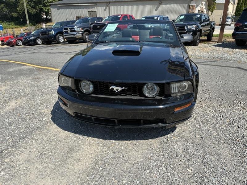 Ford Mustang GT convertible 2009