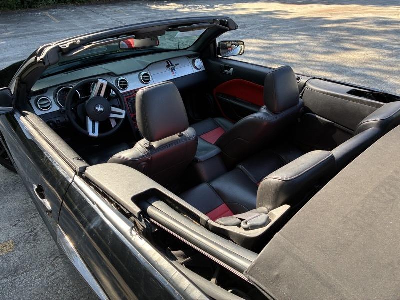 Ford Mustang GT Premium 2D Convertible 2009