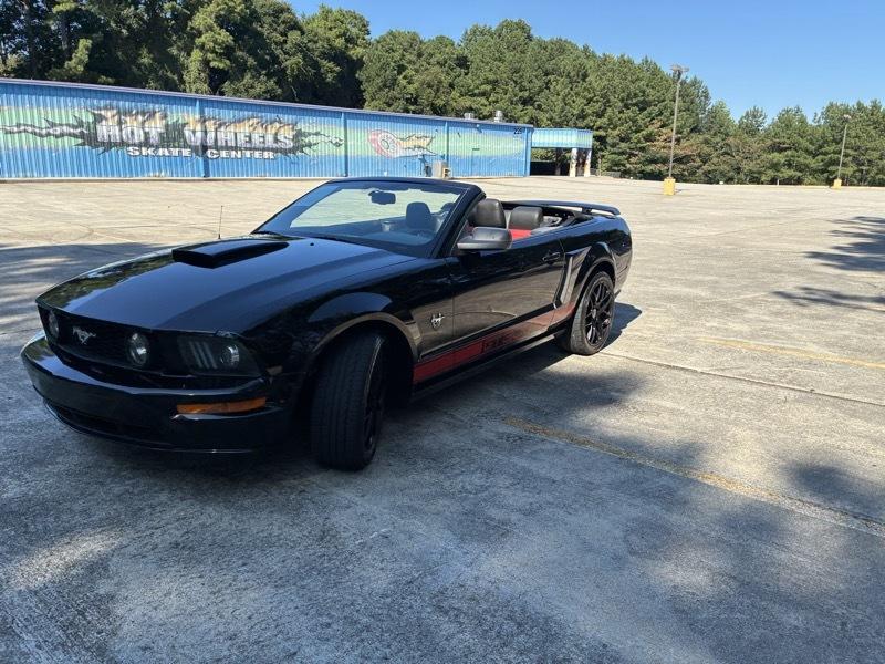 Ford Mustang GT Premium 2D Convertible 2009