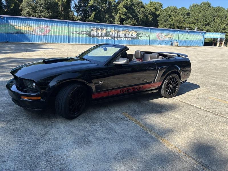 Ford Mustang GT Premium 2D Convertible 2009