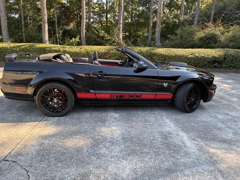 Ford Mustang GT Premium 2D Convertible 2009