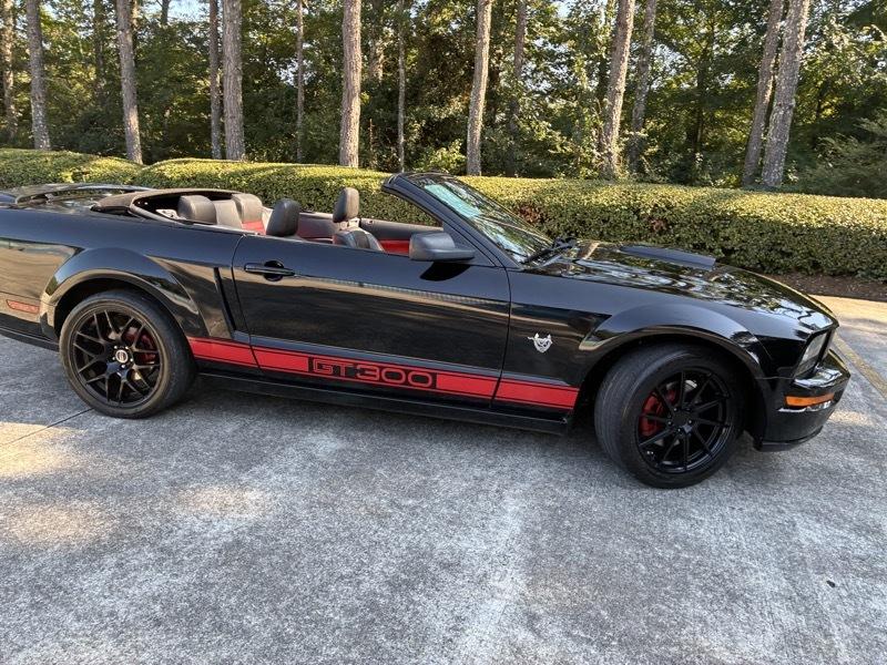 Ford Mustang GT Premium 2D Convertible 2009