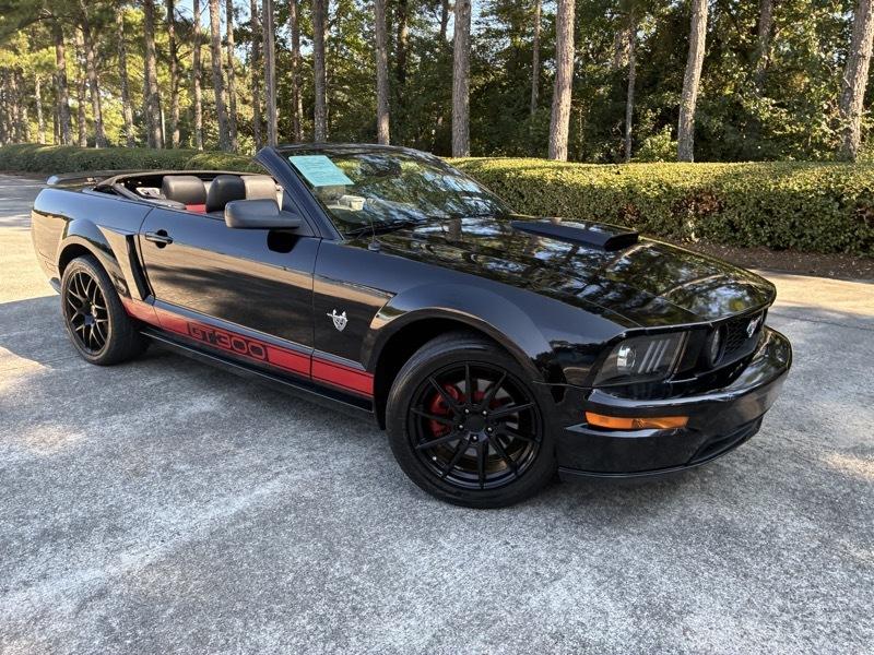 Ford Mustang GT Premium 2D Convertible 2009