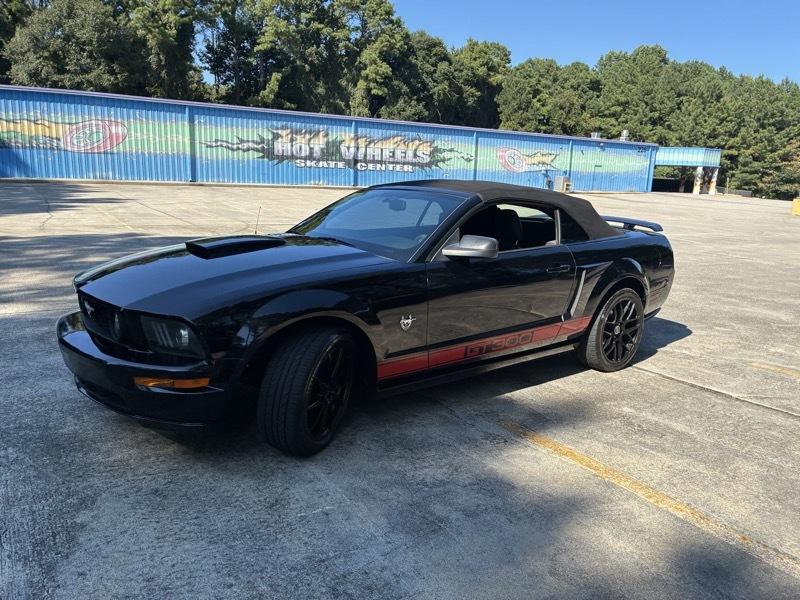 Ford Mustang GT Premium 2D Convertible 2009