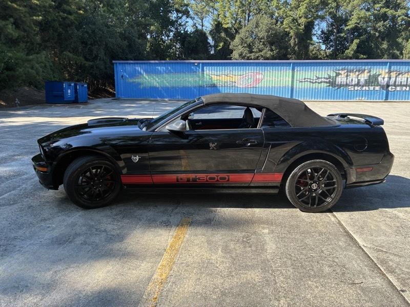Ford Mustang GT Premium 2D Convertible 2009