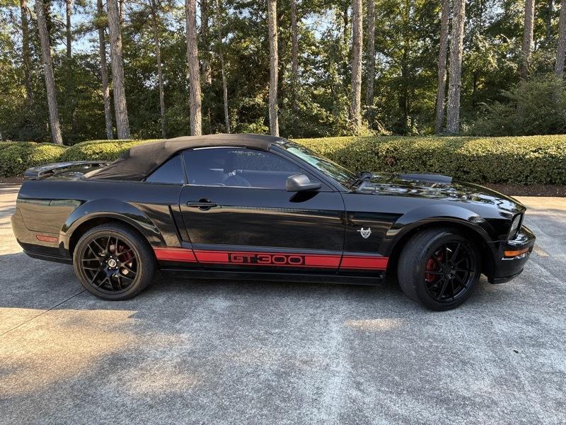 Ford Mustang GT Premium 2D Convertible 2009