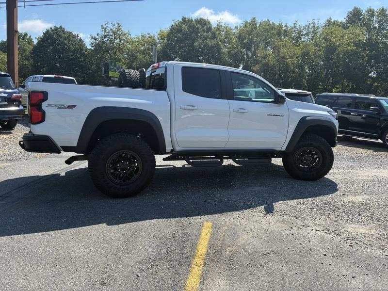 Chevrolet Colorado ZR2 Crew Cab 4WD 2024