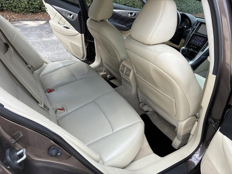Infiniti Q50 Premium AWD 2015