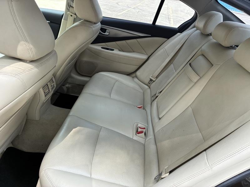 Infiniti Q50 Premium AWD 2015