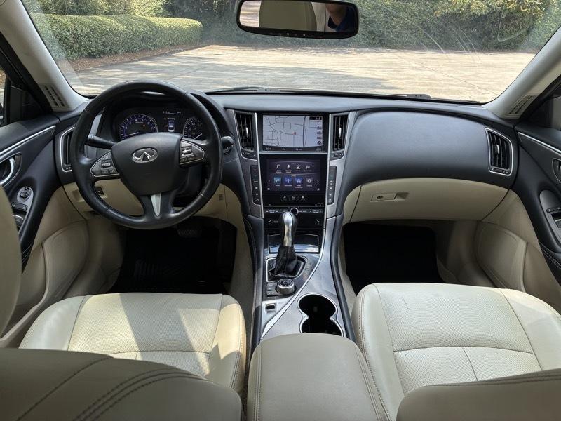 Infiniti Q50 Premium AWD 2015