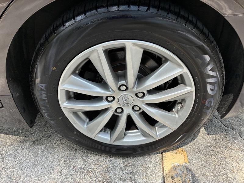 Infiniti Q50 Premium AWD 2015