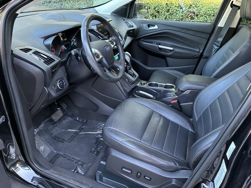 Ford Escape Titanium 4WD 2015