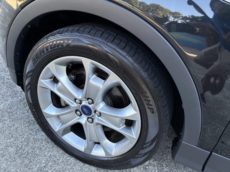 Ford Escape Titanium 4WD 2015
