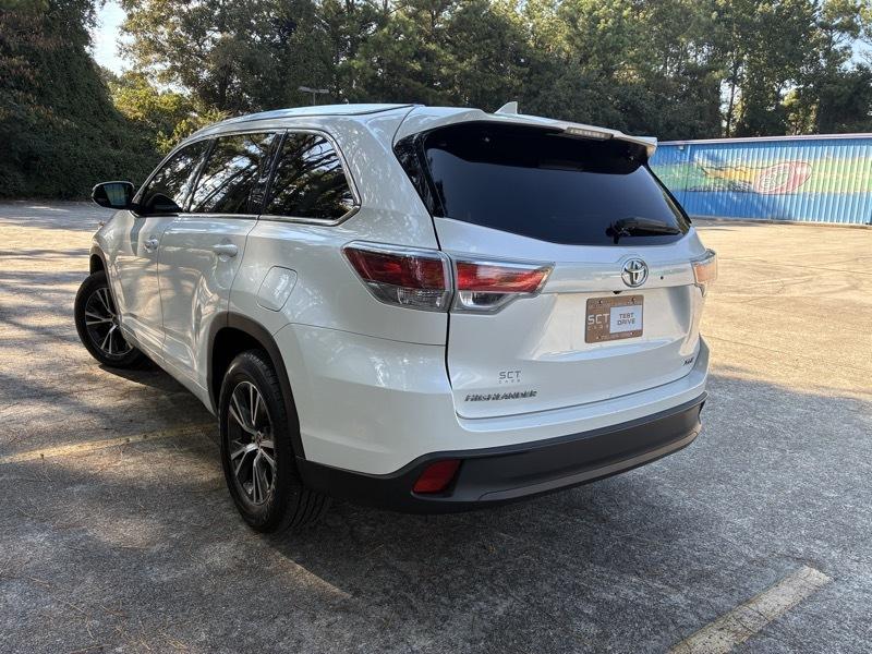 Toyota Highlander XLE FWD V6 2016