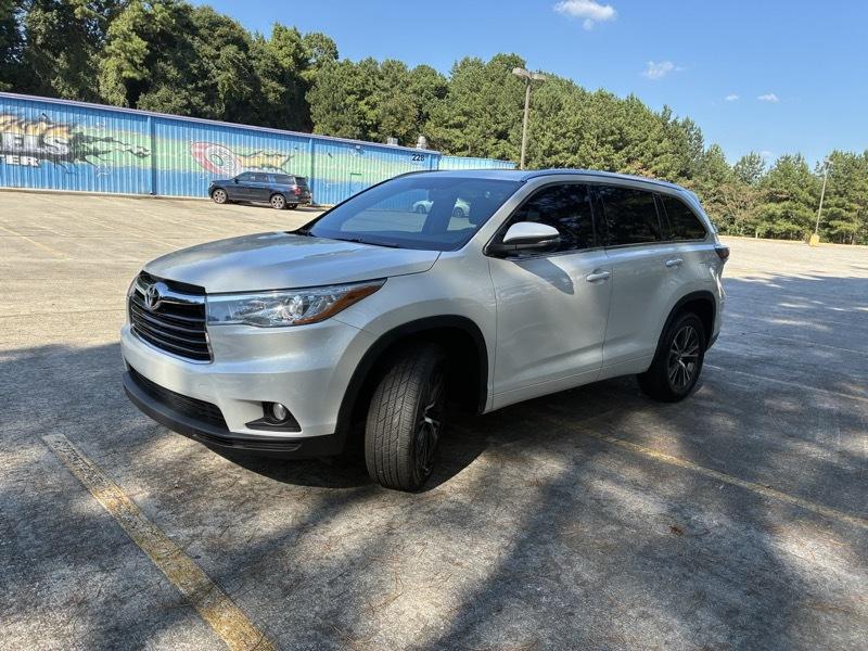 Toyota Highlander XLE FWD V6 2016