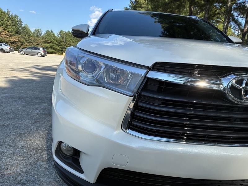 Toyota Highlander XLE FWD V6 2016