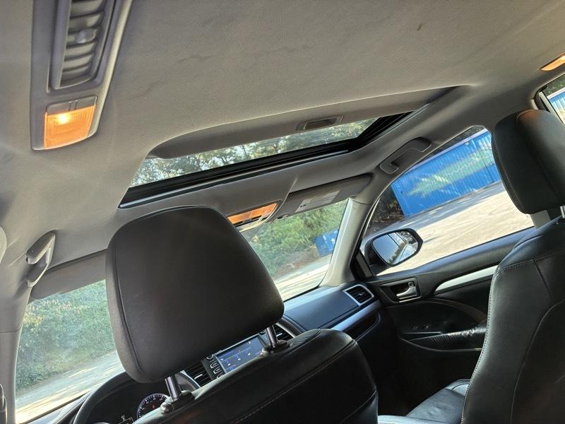 Toyota Highlander XLE FWD V6 2016