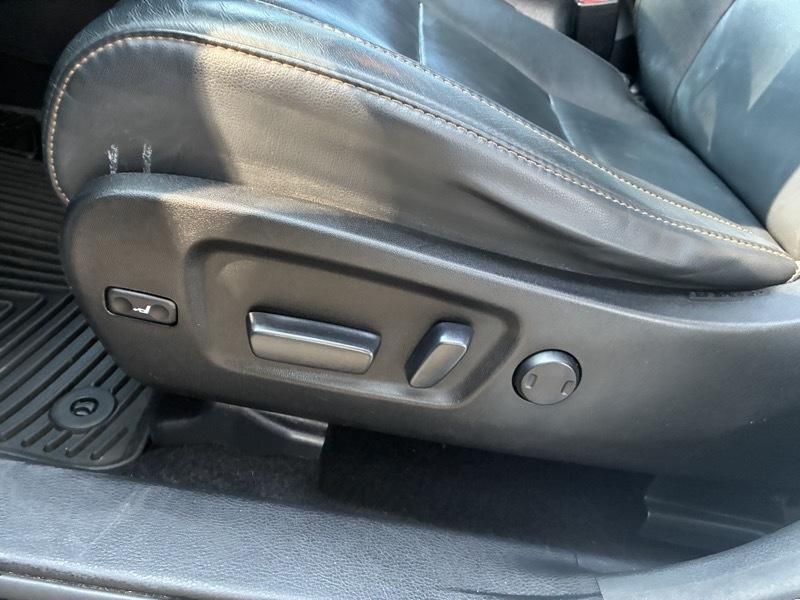 Toyota Highlander XLE FWD V6 2016