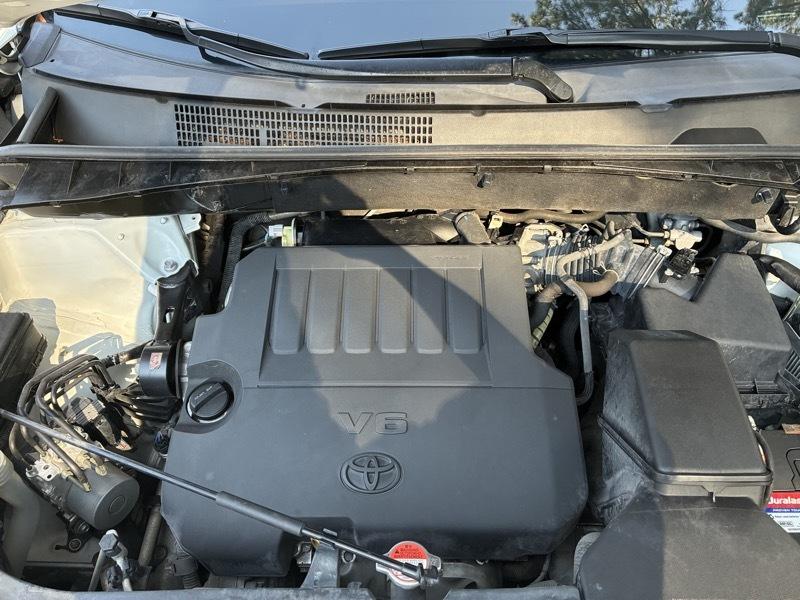 Toyota Highlander XLE FWD V6 2016