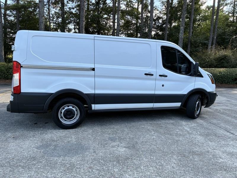 Ford Transit 150 Van Low Roof w/Sliding Pass. 130-in. WB 2017