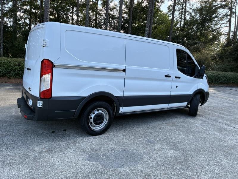 Ford Transit 150 Van Low Roof w/Sliding Pass. 130-in. WB 2017