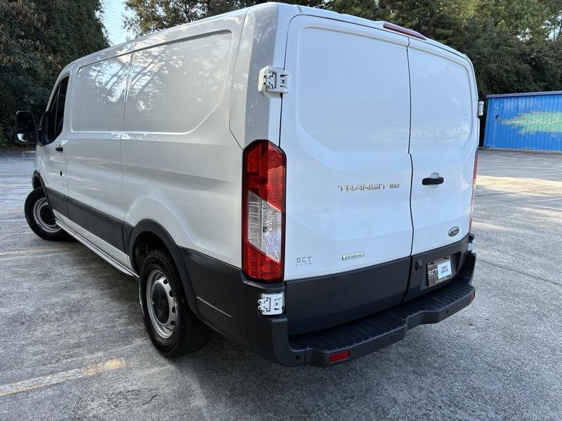 Ford Transit 150 Van Low Roof w/Sliding Pass. 130-in. WB 2017