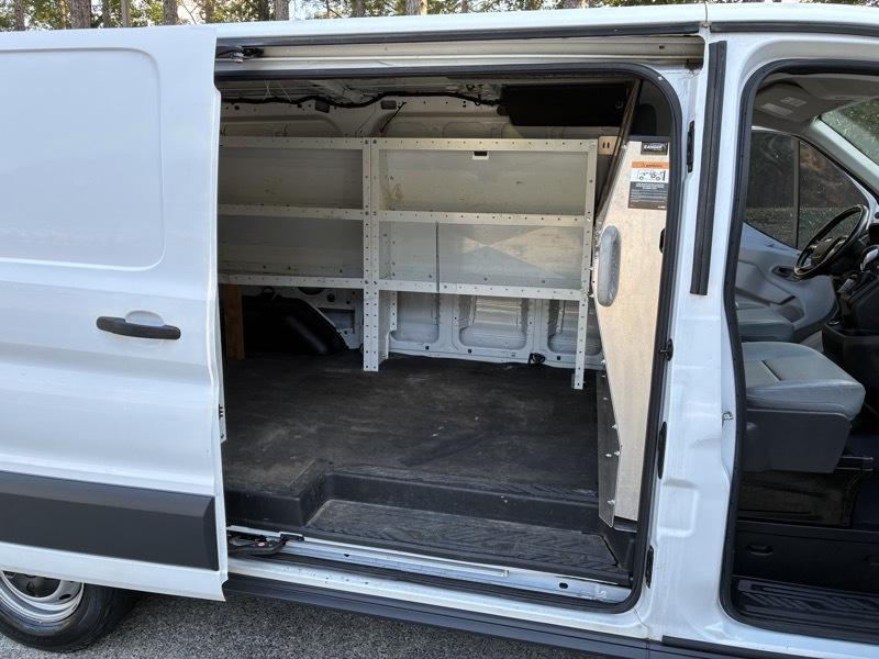 Ford Transit 150 Van Low Roof w/Sliding Pass. 130-in. WB 2017