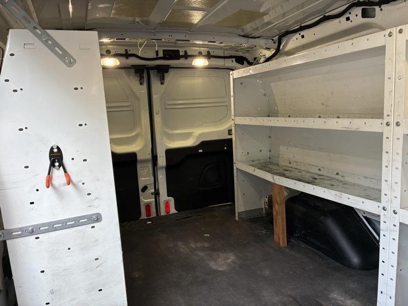 Ford Transit 150 Van Low Roof w/Sliding Pass. 130-in. WB 2017