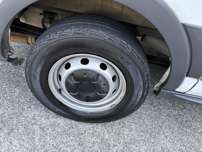 Ford Transit 150 Van Low Roof w/Sliding Pass. 130-in. WB 2017